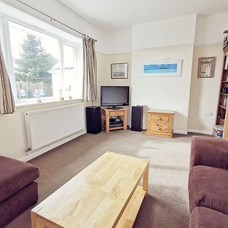 Cae Grugog Cottage-3 Bed-Sleeps 6-Ground Floor Bathroom 트리어더 외부 사진