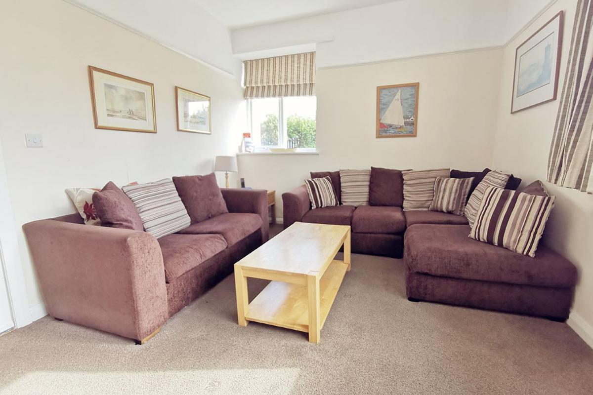 Cae Grugog Cottage-3 Bed-Sleeps 6-Ground Floor Bathroom 트리어더 외부 사진